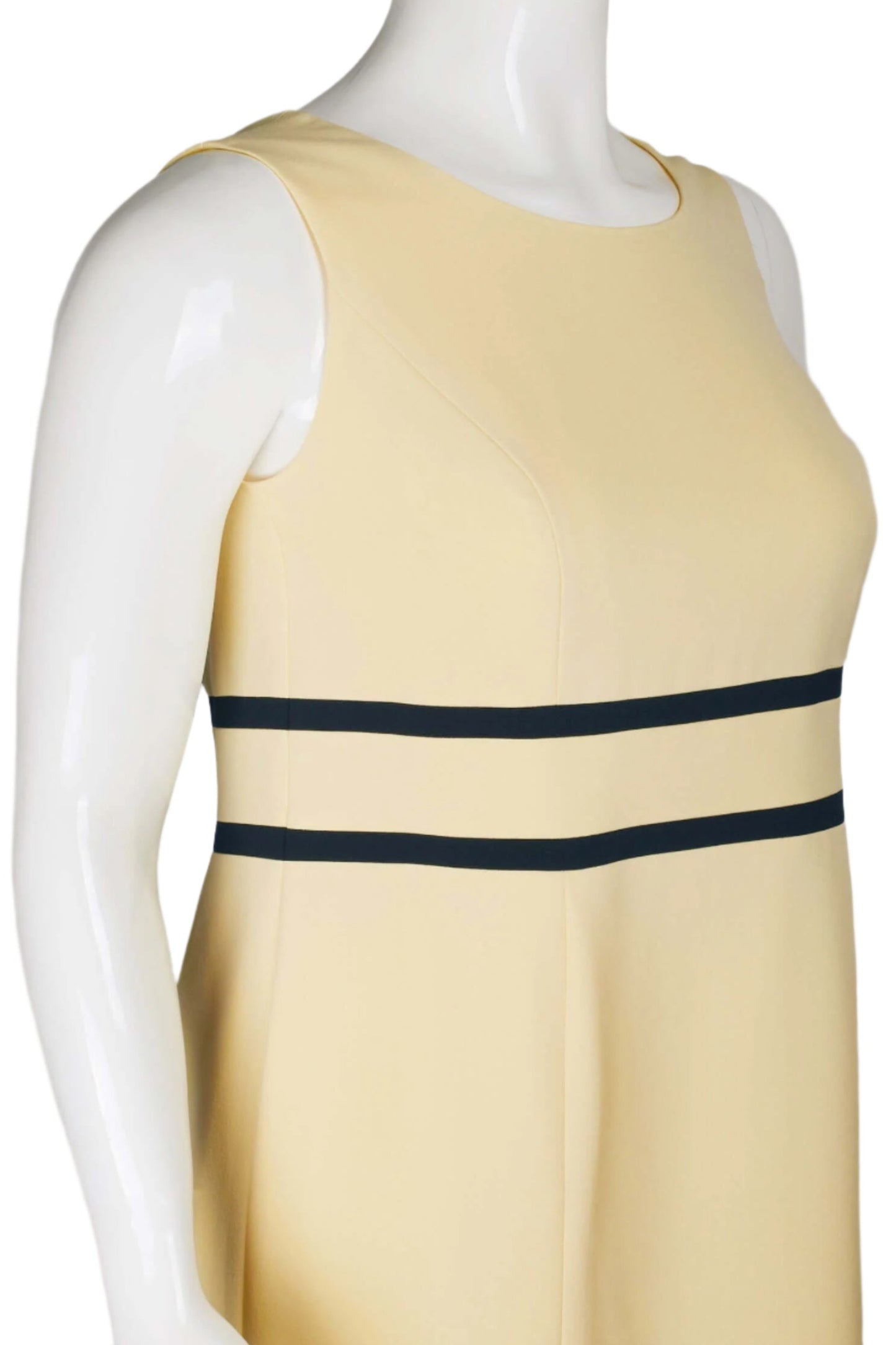 Le Suit Round Neck Sleeveless Zipper Back Banded Crepe Dress with V-Neck 3/4 Sleeve Lapel Collar Hook Closure Banded Crepe Jacket (Plus Size) - BUTTER BLACK - Neck View