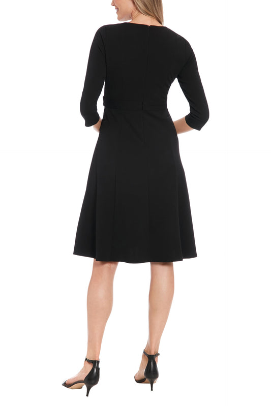 Plus Size Dresses Jewel Neck Knee-Length Fit and Flare Dress with Buttoned Belt and 3/4 Sleeves Black