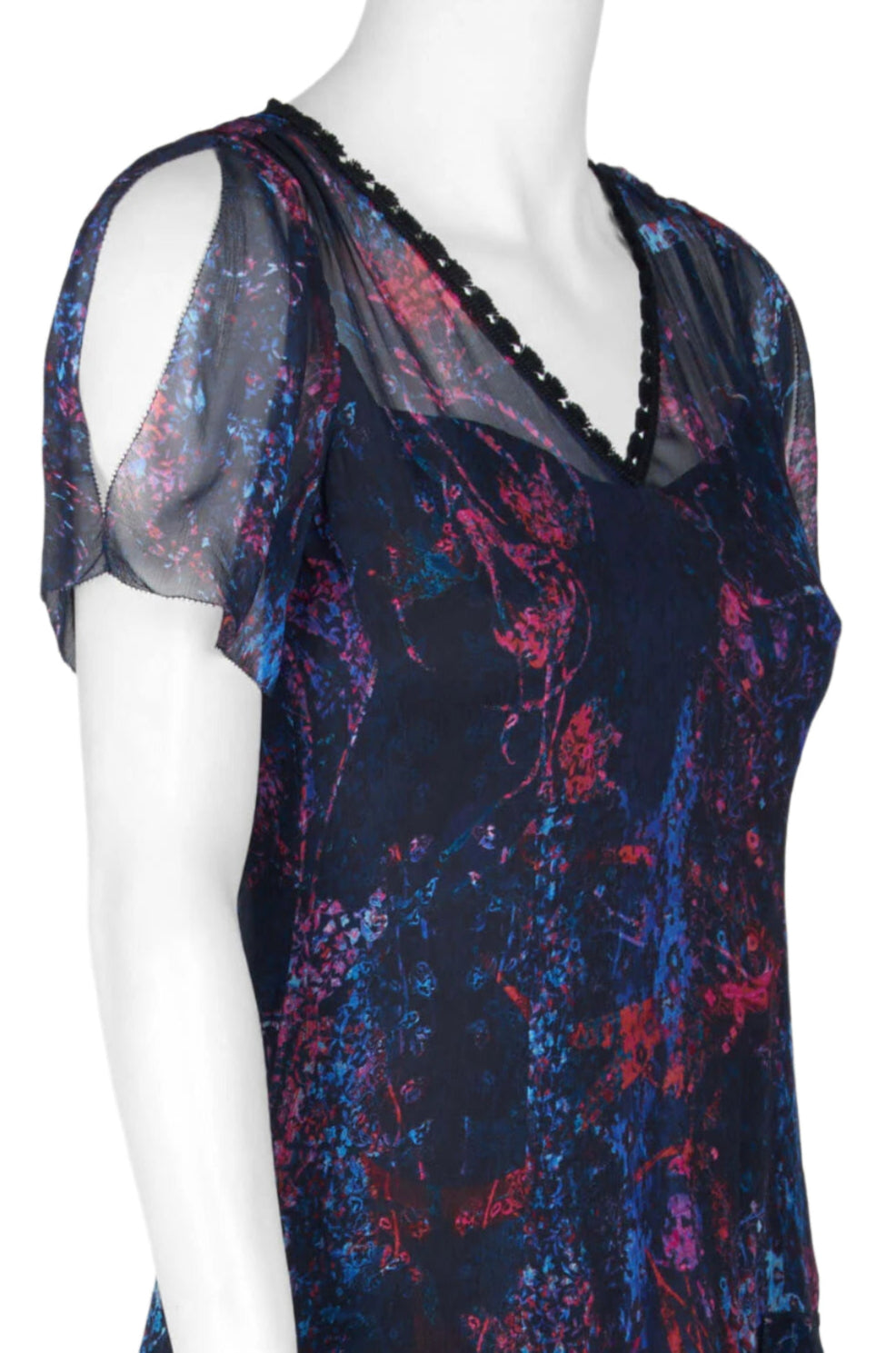 Elie Tahari Embellished V-Neck Slit Short Sleeve Zipper Back Tiered Hem Silk Dress - NAVY MULTI - Neck View