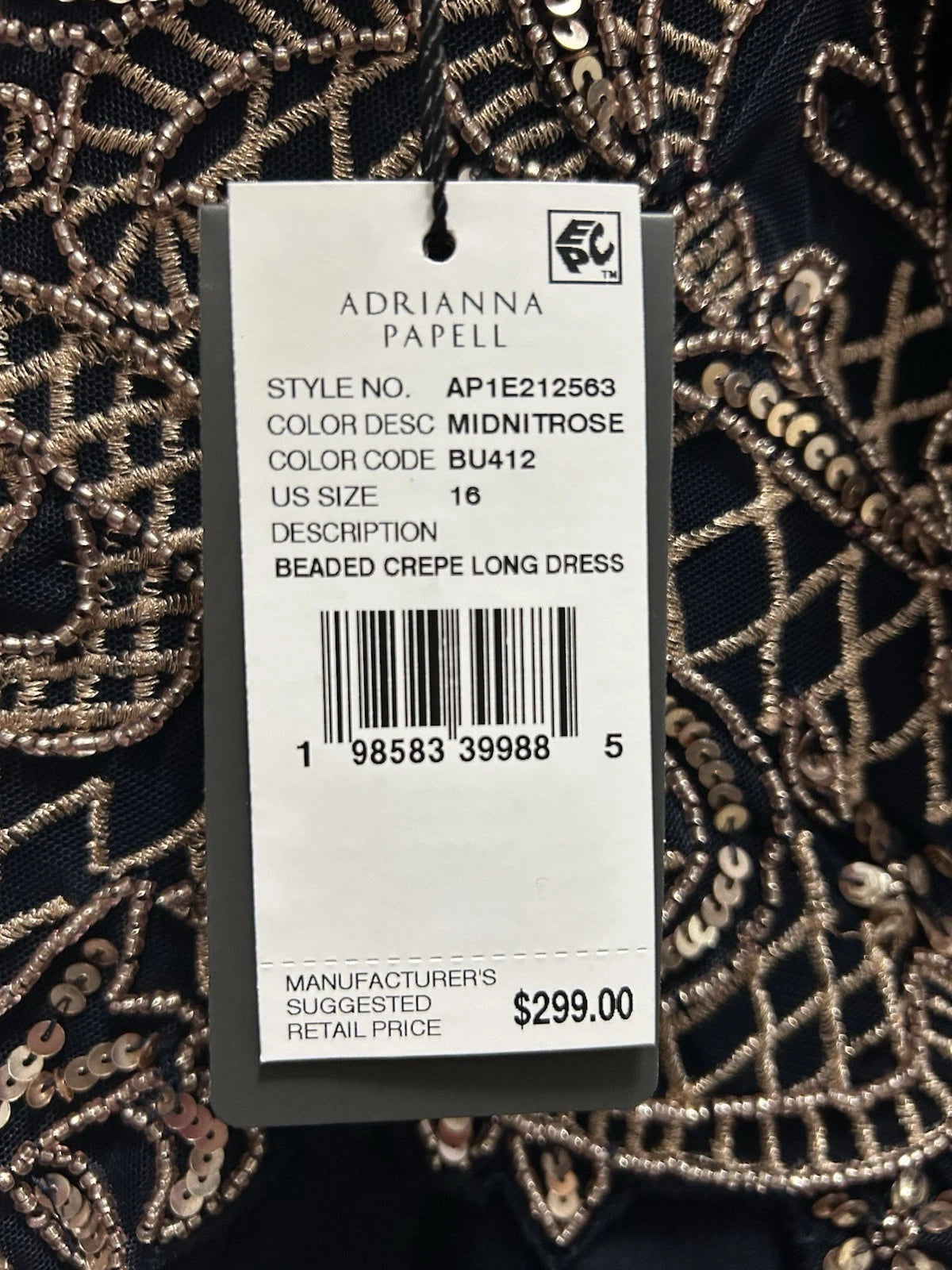 AP1E212563 verified color garment