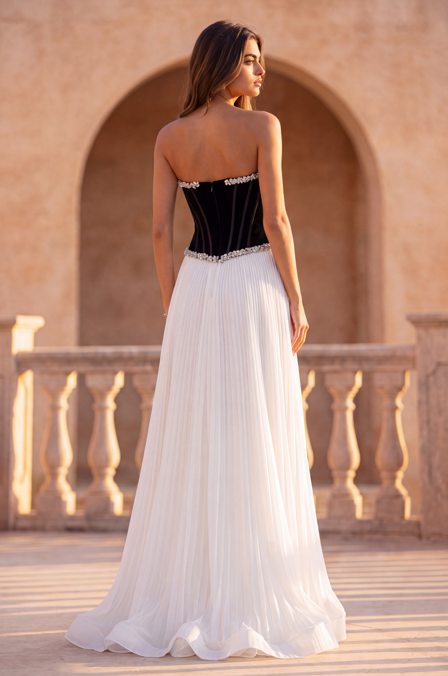 Formal Dresses Pleated Velvet Long Formal Corset Dress Black/White