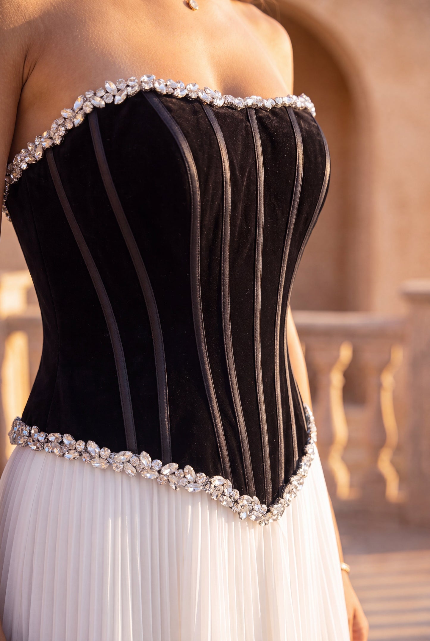 Formal Dresses Pleated Velvet Long Formal Corset Dress Black/White