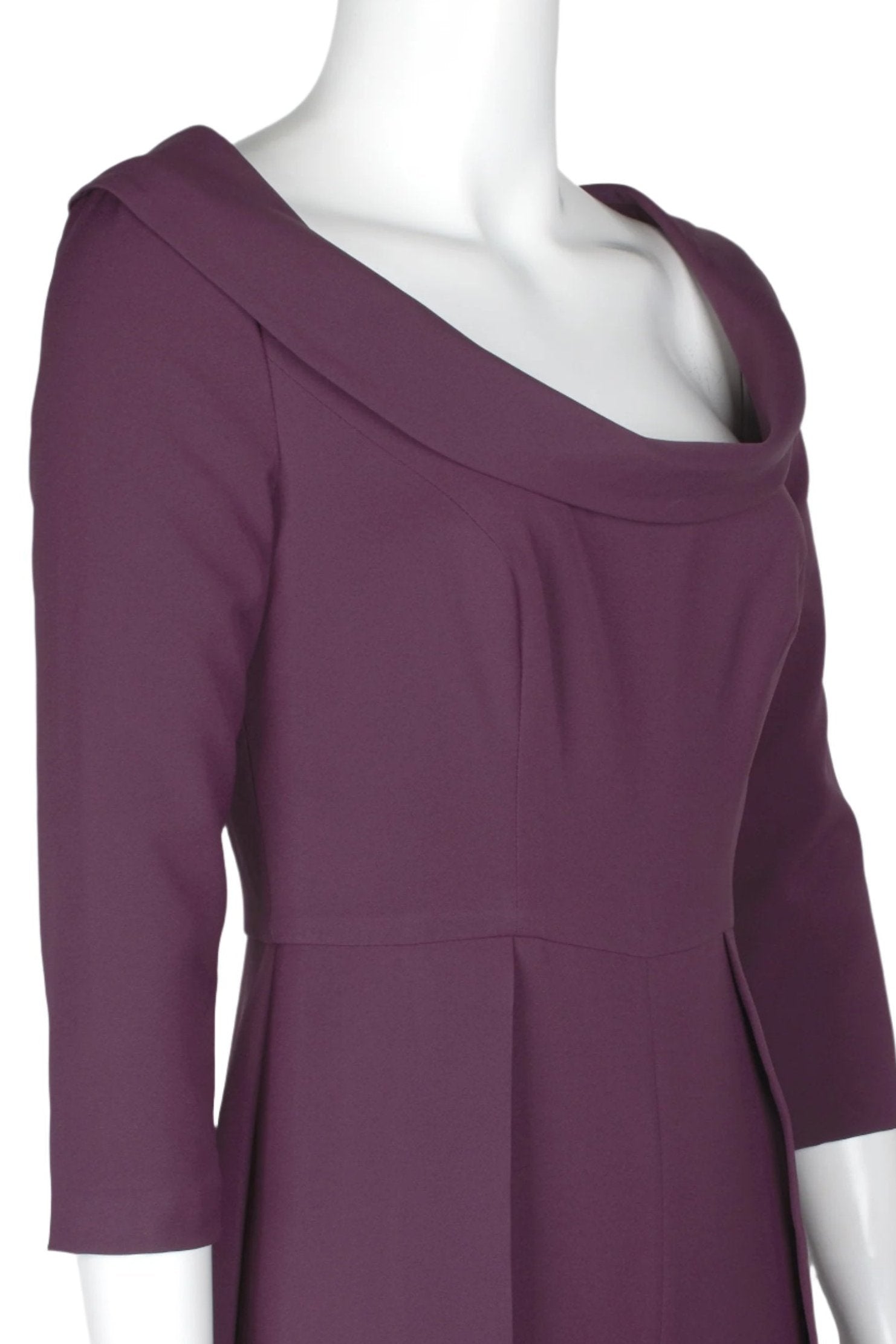 Kay Unger Scoop Neck 3/4 Sleeve Lapel Collar Solid Stretch Crepe Jumpsuit - PLUM - NECKLINE VIEW