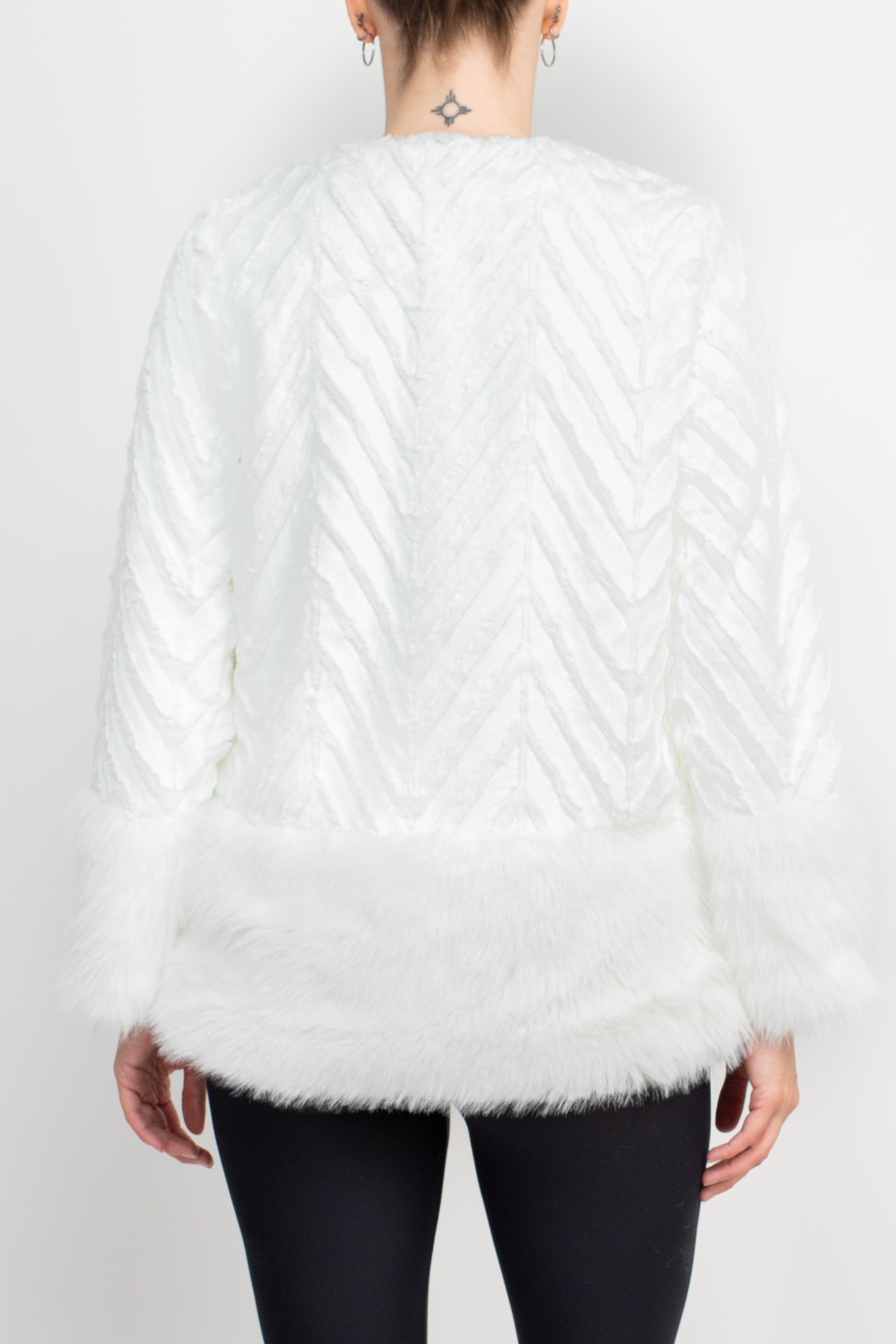 L6850BF_IVORY_back