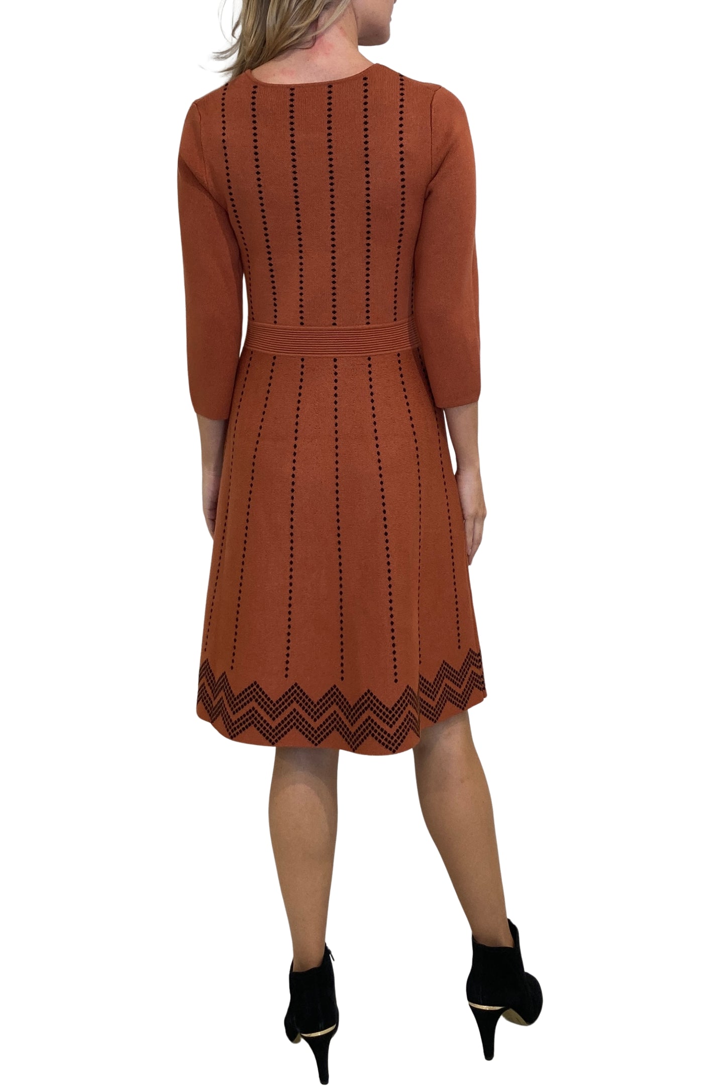 Robe pull trapèze à col bijou du London Times